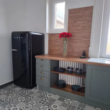 Apartment D Histoire